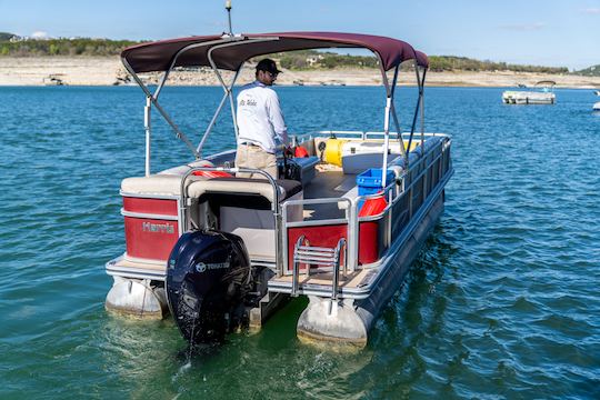 12 Person Party Pontoon on Lake Travis! We have a fleet!