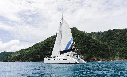 Set Sail for Paradise: Island-Hop in Style with Our Luxury Catamaran Charter!