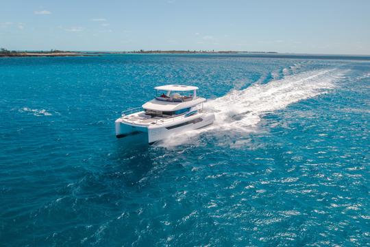 Novo catamarã elétrico incrível para a incrível ilha paradisíaca do Pacífico de Coiba