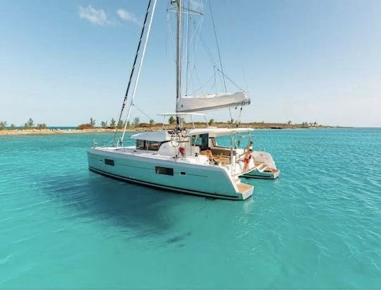 5 ⭐️ Lagoon 40' 2016 Todo incluido