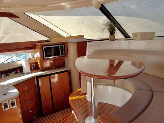 Luxury Flybridge Yatch in Biscayne Bay