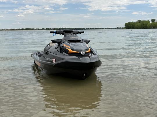 Alugue o carro do Sea-Doo GTX 170 em Loveland, Colorado