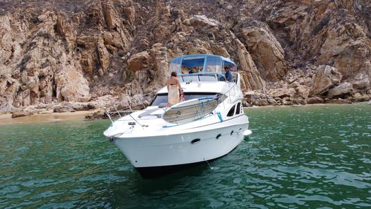 Yacht Silverton Sport Bridge 42ft. All inclusive