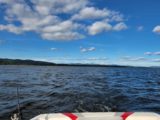 STINGRAY 185LS SUR LE GRAND LAC SACANDAGA, LE LAC INDIAN, LE LAC SARATOGA ET PLUS