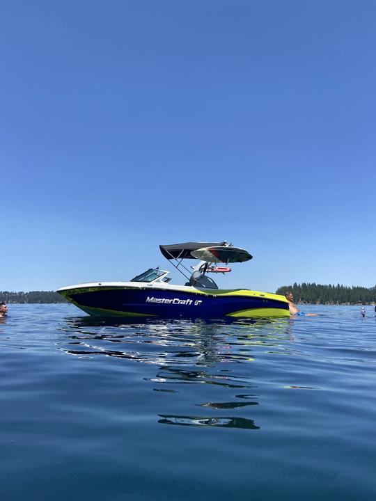 ¡Máquina de surf! Bote de vela y surf Mastercraft, totalmente equipado