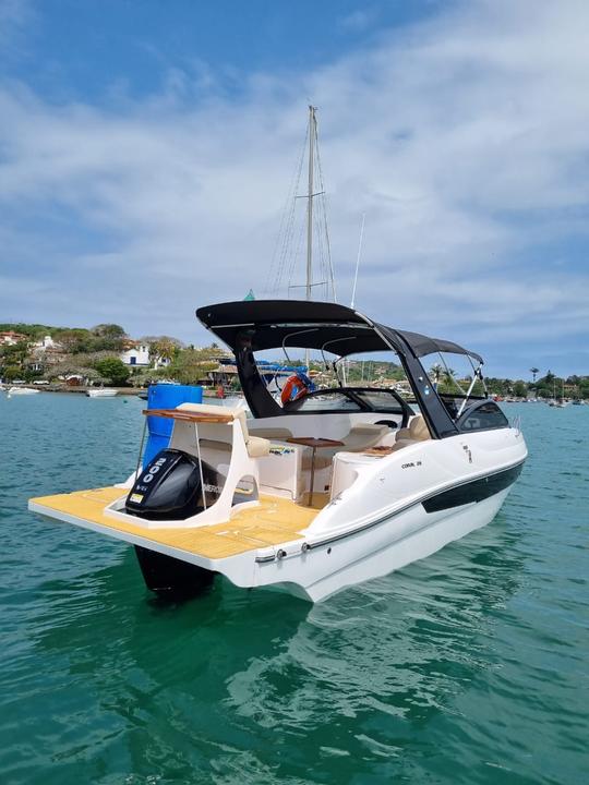 Location de yacht à moteur Coral de 26 pieds à Búzios, Rio de Janeiro, Brésil