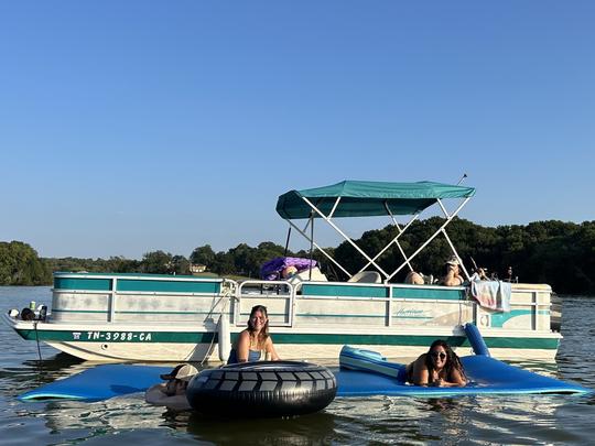 ¡¡Que pasen los buenos tiempos!! Pontón Hurricane para 8 personas con capitán