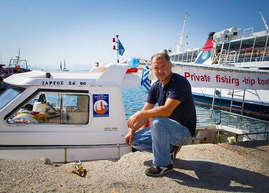 Passeios particulares de barco em Trachilos, Grécia