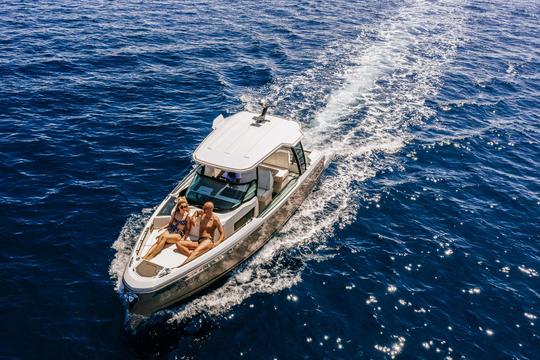 Saxdor 270 GTO Boat Rental in Zadar