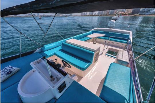 48FT LUXURY YACHT IN DUBAI