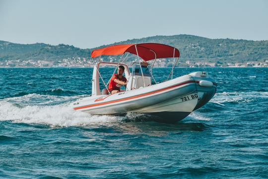 Mar.com Dezessete RIB com motor de 60HP em Sveti Filip i Jakov