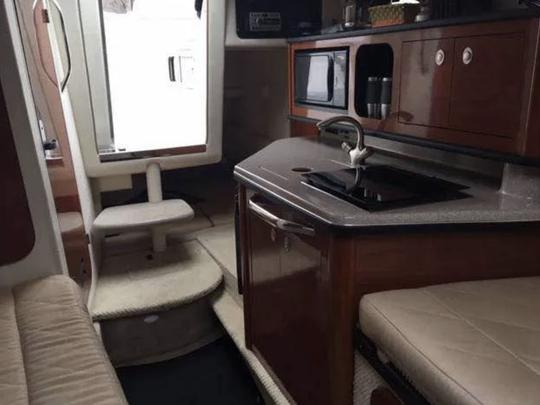 McKinley Marina, Sea Ray Sundancer 260, 7 days a week 24 hrs a day