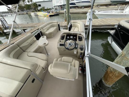 Bennington 20ft Pontoon Fun- St Pete Beach