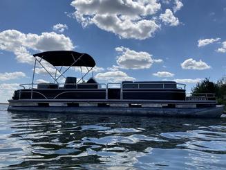 Pontoon 28’ Harris Heritage for 15+People