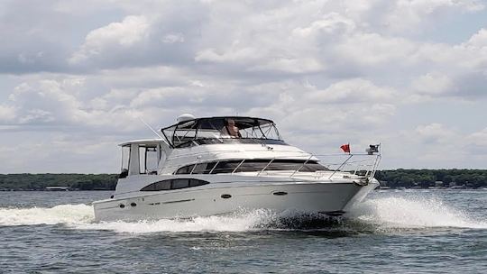 "Marina Del Ray" Carver 444 CMY Charter in Lake Ozark, MO