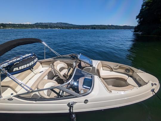 Barco Stingray Deck de 20 pés em Mercer Island, Lago Washington