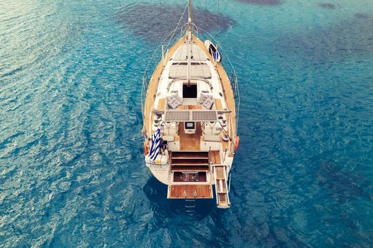 Luxury Multi Day Skippered Charters on TREATON (53 ft, A/C) /Heraklion, Crete