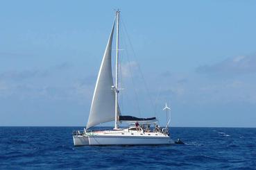 40' Catamaran - Sail away