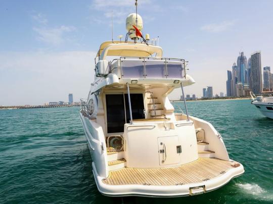 Charter Spacious 55' Yacht 3 bedroom up to 18 Guest in Dubai Marina