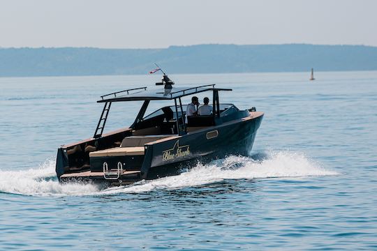 Passeios de barco particulares na Dalmácia com lancha Colnago 35