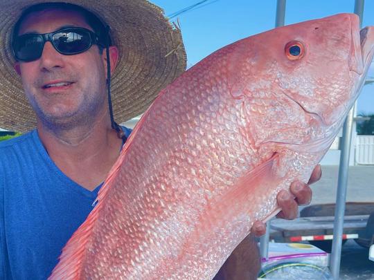 32ft Boston Whaler Fishing Charter in Riviera Beach / West Palm Beach