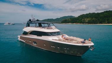 MCY 86 Motor Yacht in Phuket / 20 guests