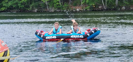 Profitez du magnifique Maine au lac Damariscotta avec Mariah SX19 Bowrider !