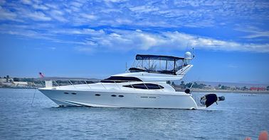 48’ DYNA LOCAL BOY1 MOTOR YACHT RENTAL IN CABO SAN LUCAS, MEXICO 