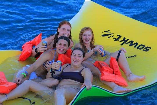 Snorkel in Catamaran & Blast of Fun, Open bar & Lunch or Dinner cruise