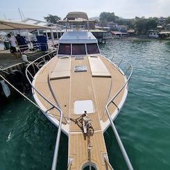 45ft Marés Fun Motor Yacht rental in Buzios, Rio de Janeiro, Brazil