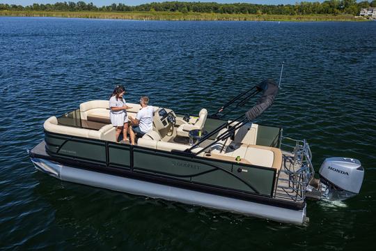 Barco pontoon Godfrey de 23 pés