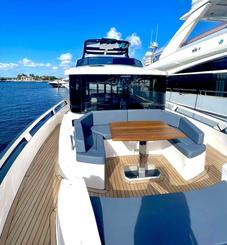 Port Washington Private Yacht Charter - 52' Okean Flybridge