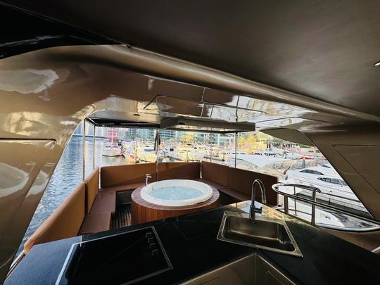 Gorgeous Italian 88ft Jacuzzi best offer in Dubai Marina