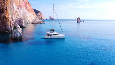 Catamaran Lagoon 42 : redécouvrez les Cyclades