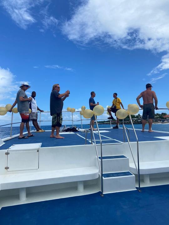 🛥🤩🔥 EXPÉRIENCE VIP EN CATAMARAN pour enterrement de vie de jeune fille Power in Sosua