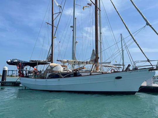 Monocasco de cruzeiro Charter 36' em Santa Marta, Colômbia