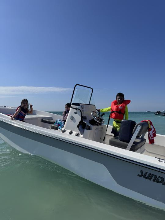 Sundance B20CCR 2023 — Amusement en famille, pêche et aventures à la plage !