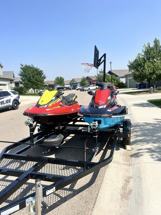 Fun In The Sun - Enjoy 2 NEW 2024 Yamaha Waverunner Jetskis