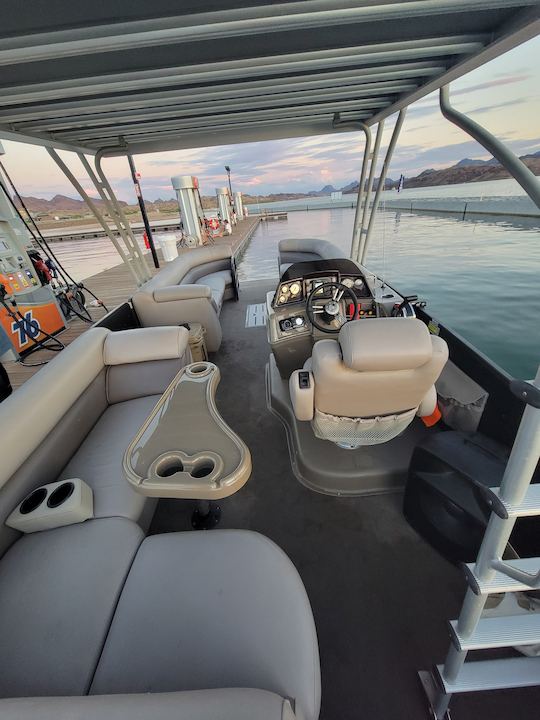 PASSEIO #1 E BARCO DE FESTA EM LAKE HAVASU *PASSEIOS AO PÔR DO SOL AGORA DISPONÍVEIS*