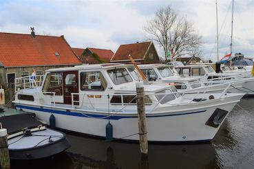 Family Cruise on the Wetterwille aboard the Palan-C 950 Houseboat