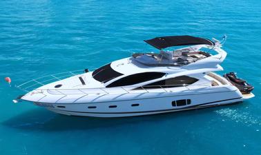 Alquiler de yate de lujo Sunseeker de 63 pies en Sanya