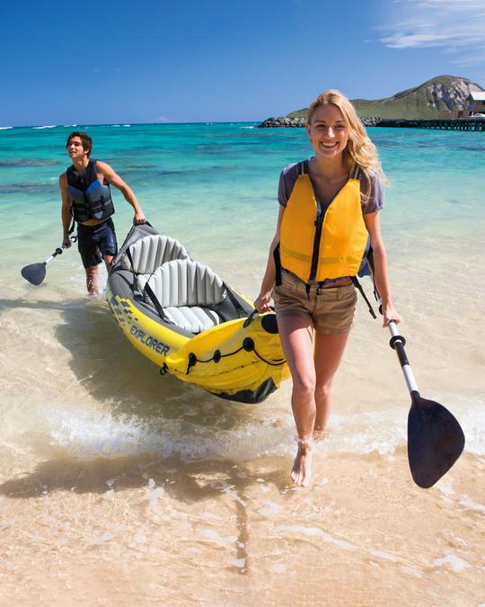 Kayaks!! Enjoy Beautiful day in the bay