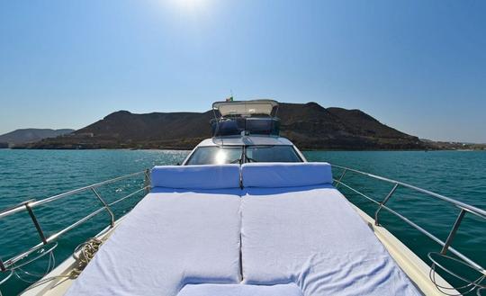 Une journée luxueuse sur l'eau à bord d'un yacht Azimut de 38 pieds au départ de Cabo San Lucas