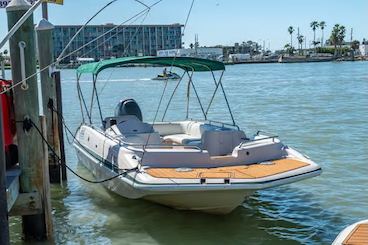 21'Deckboat/John's Pass/150hp Yamaha/10 passengers