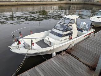 Open group fishing boat in Osaka Bay to catch sea breams!! Super Easy Access!! 