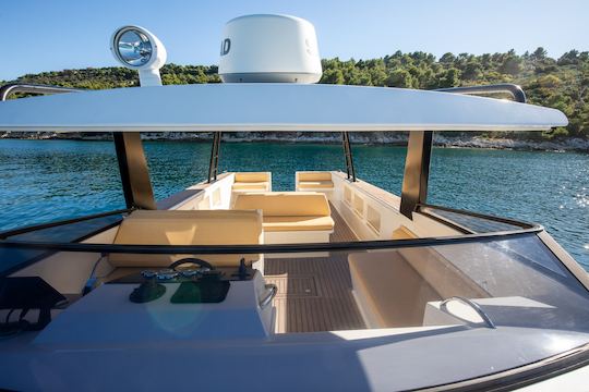 Private Speedboat tour for 12 in Split, Croatia