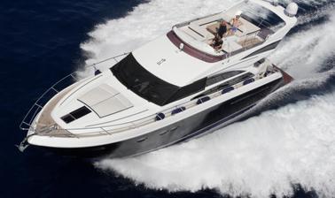 Aluguel de iates de luxo Princess 64 FlyBridge Power Mega em Cote d'Azur, França