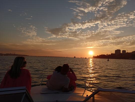 Visite privée des 6 ponts et du Douro, option coucher de soleil de 2h, prix de groupe jusqu'à 6 personnes