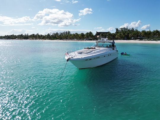 Sea Ray Sundancer 55' Todo incluido en Playa del Carmen, México