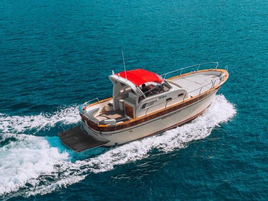 Barco privado Cantiere Maresca Sparviero 9 para alugar